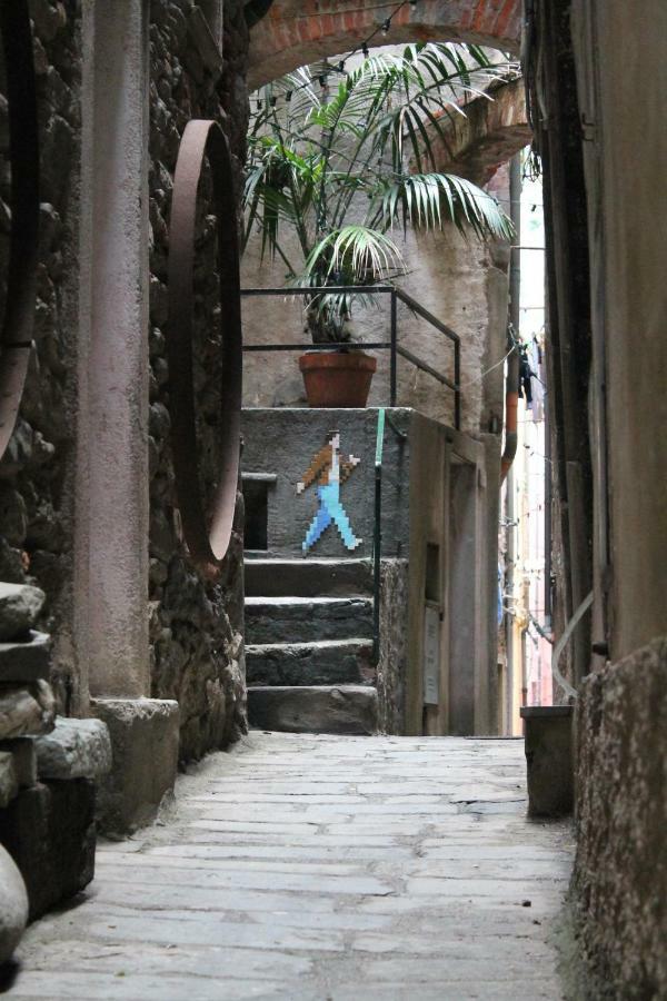 Guardando Le Stelle Leilighet Vernazza Eksteriør bilde