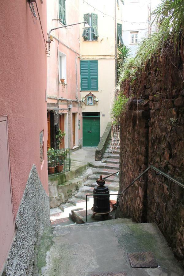 Guardando Le Stelle Leilighet Vernazza Eksteriør bilde